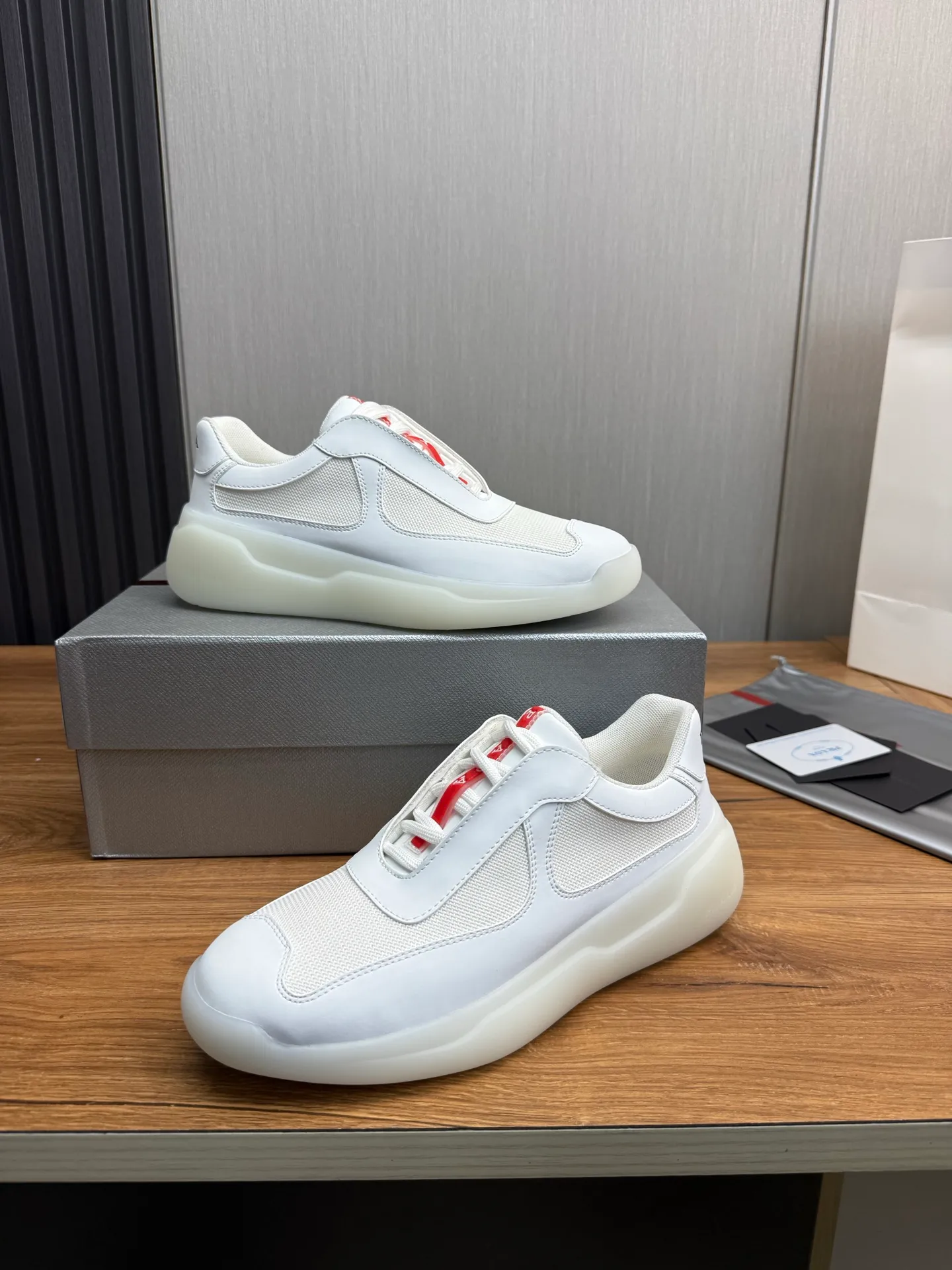 Men's shoes 💰600💰 [PRADA] New models synchronized with the official website, high-quality shipments ✔️Best sellers🔥 Original cowhide + cowhide lining, 1🆚1 replica, original sole, 38-45 (men's 45 is custom-made and cannot be returned or exchanged)